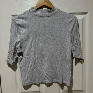 NWOT Fitted grey ribbed top ✨